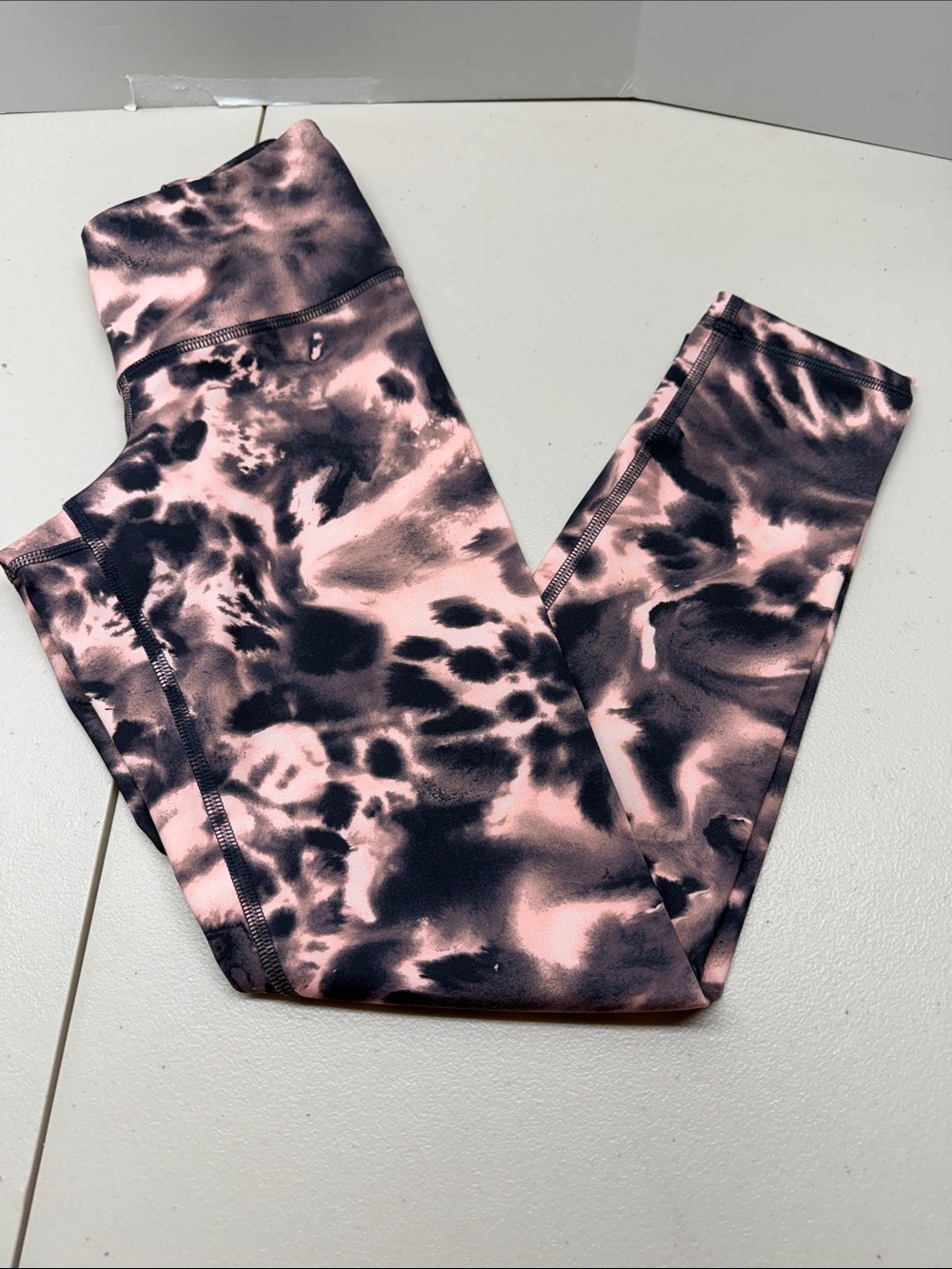 Zella Pink & Black Tie-Dye Leggings. Size XXS. NWOT
